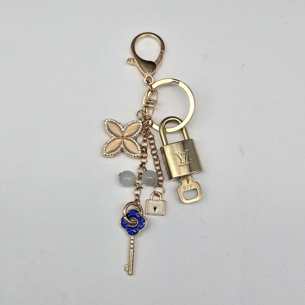 Authentic Louis Vuitton Gold Lock & Key ✨ Bag Charm Unbranded Keychain